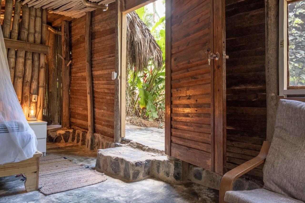 La Colmena Rd Hotel Samana Exterior photo